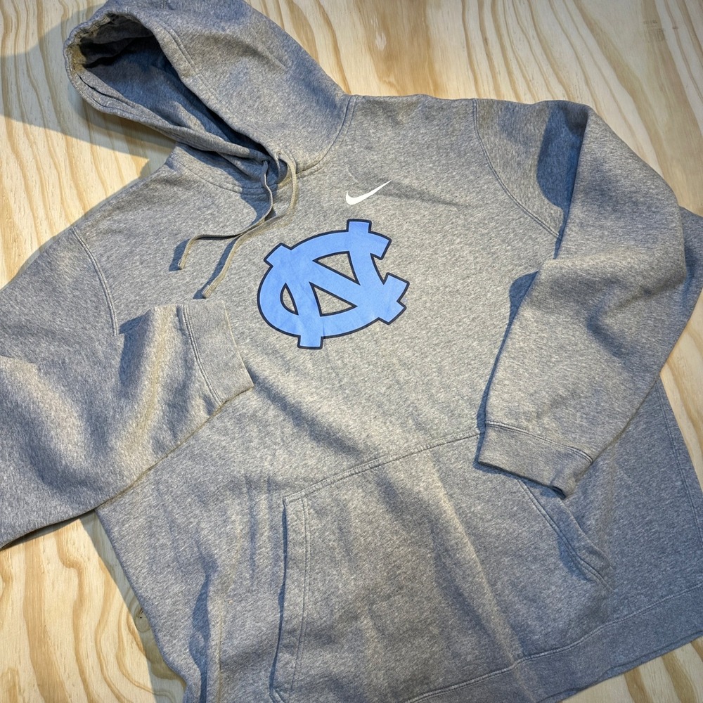 Nike UNC North Carolina Tar Heels Hoodie Mens XXL Gray Pullover Sweatshirt